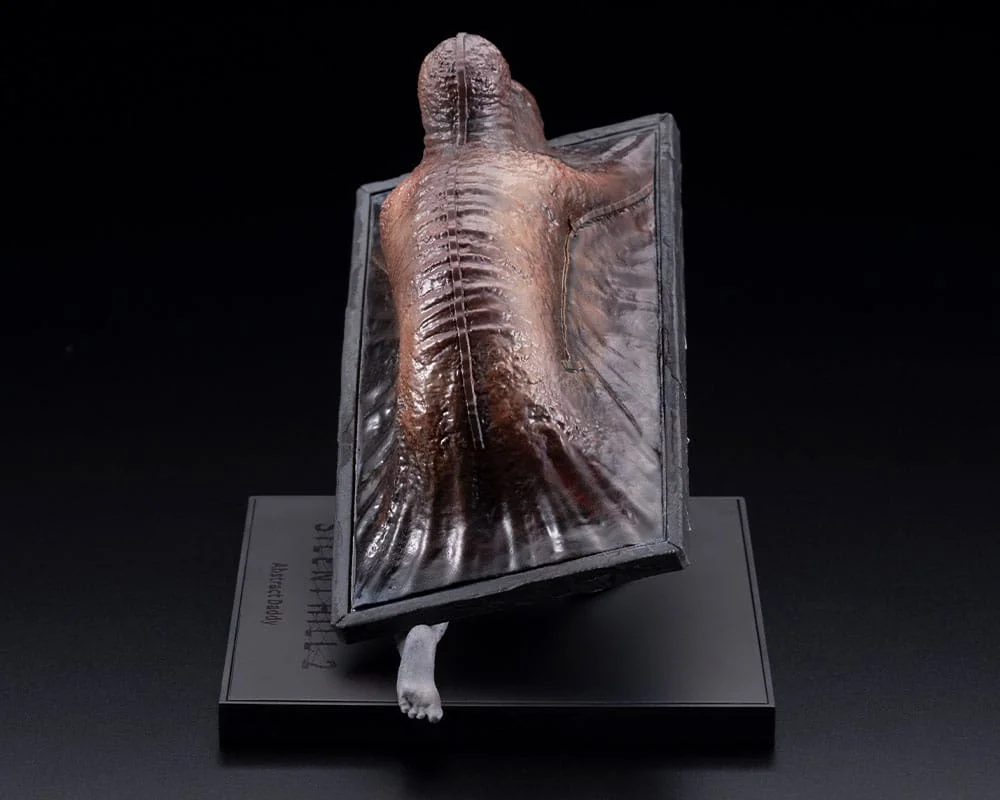 Silent Hill 2 Oshi Works Statue Abstract Daddy 15 cm